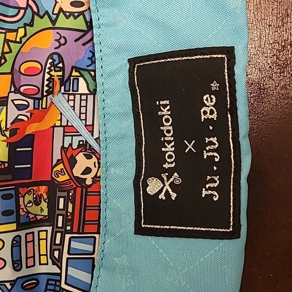 Ju-Ju-Be Be Neat Reversible Bibs with Pockets - tokidoki x Kaiju City & Flower - Picture 5 of 10
